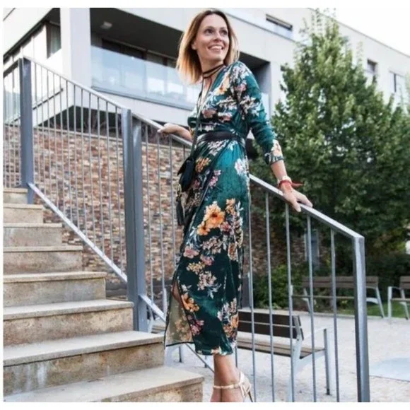 Zara | Dresses | Zara Green Floral Maxi Dress | Poshmark